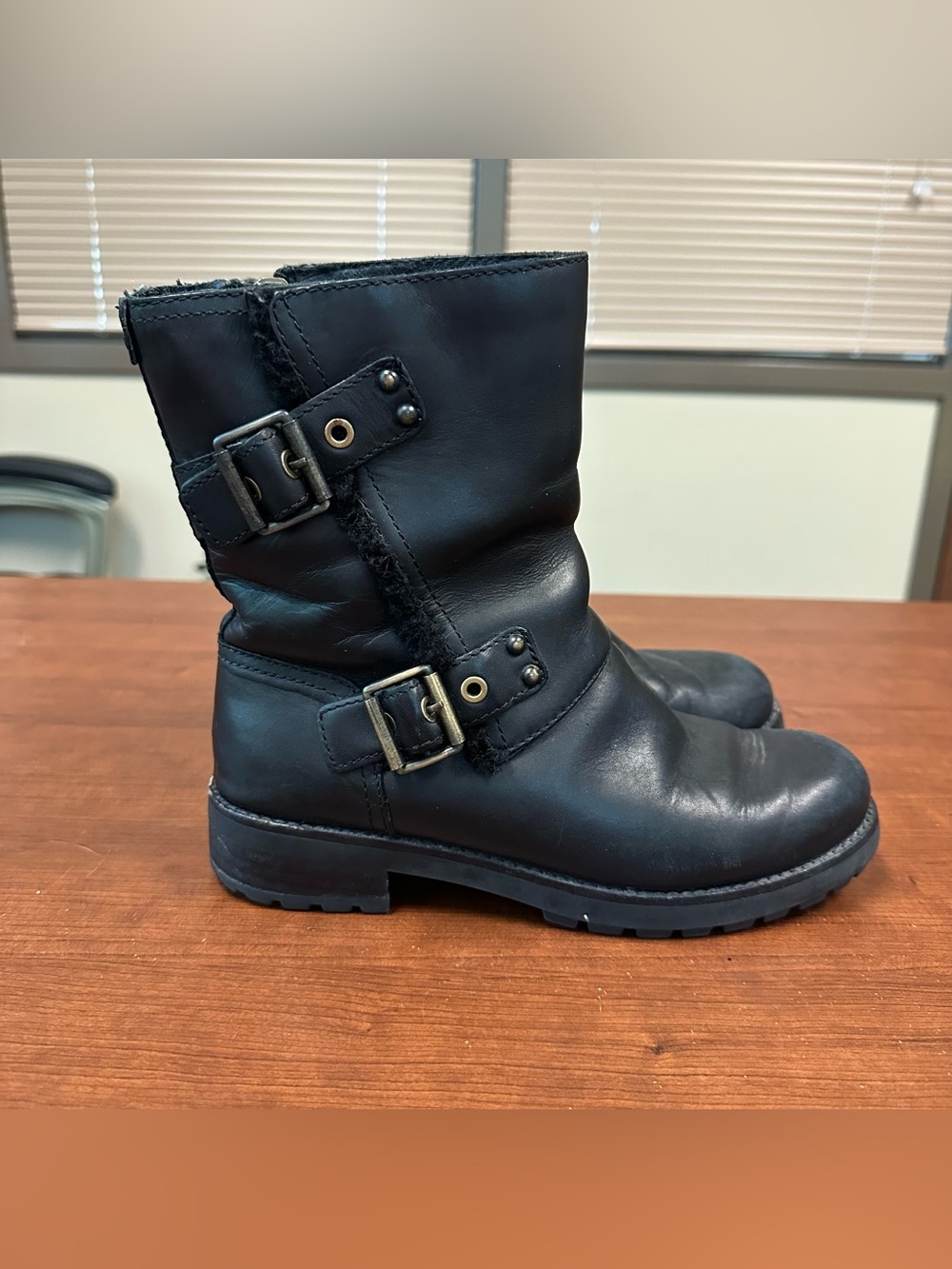 UGG Niels Moto boots black leather womens 6.5 boho grunge - Picture 2 of 9